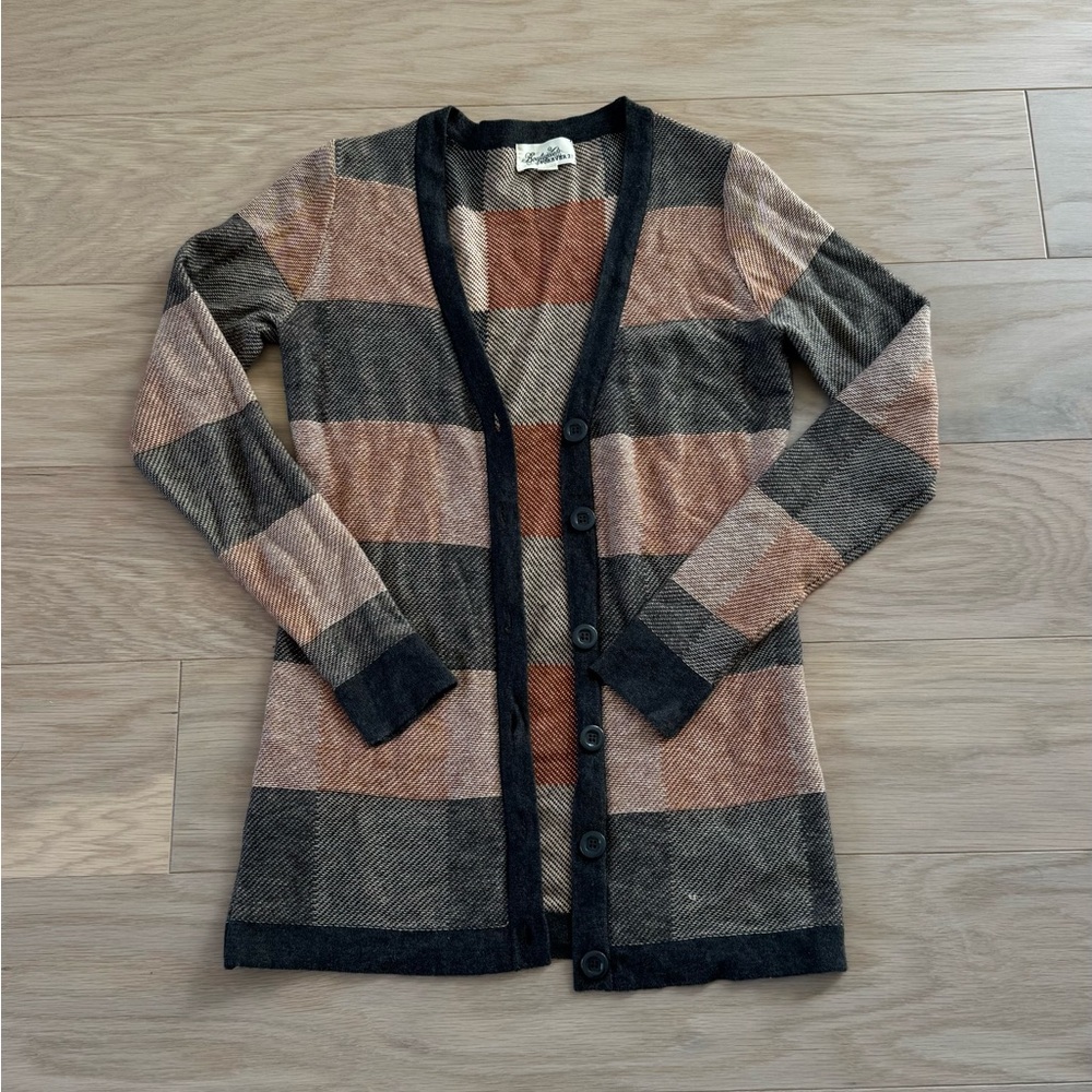 Forever 21 F21 women’s long Cardigan size Small